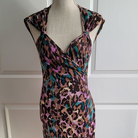 Diane Fon Furstenberg 100% Silk Wrap Dress Size 6 - Picture 3 of 8